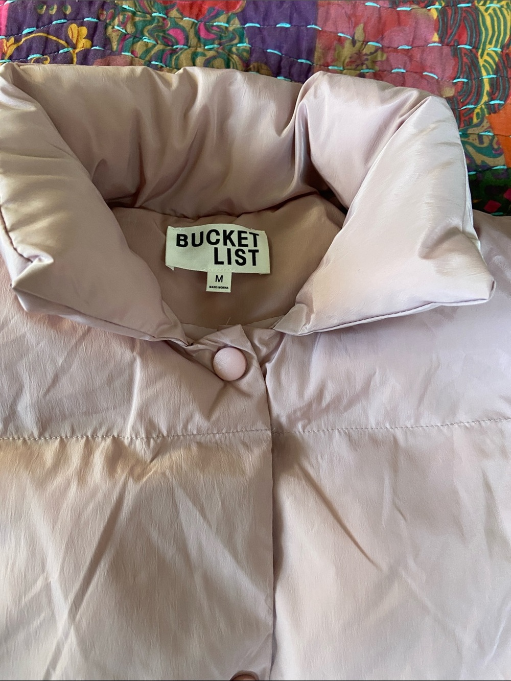 BUCKETLIST Soft Blush Puffy Ruffle Sleeve Vest M - Picture 4 of 9
